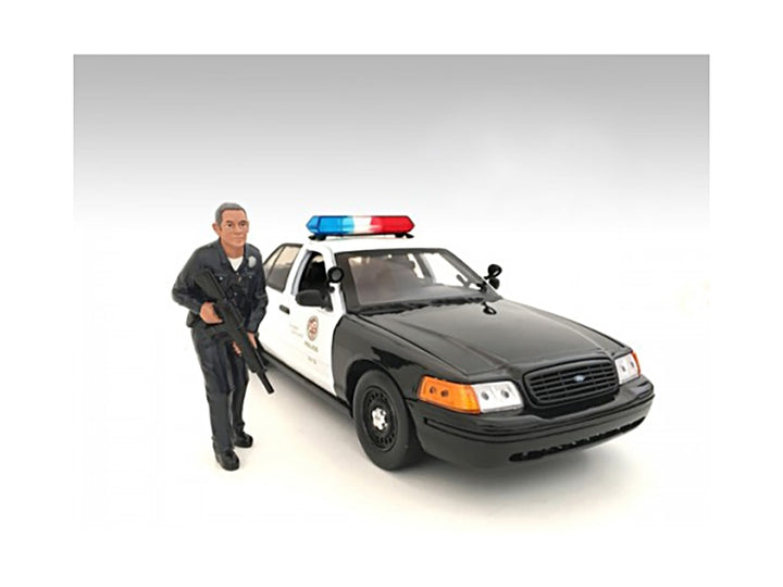 Police Officer II Figure For 1:18 Scale Models by American Diorama image 2