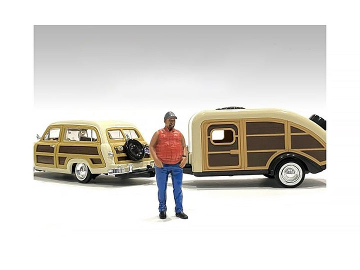 "Campers" Figure 1 for 1/18 Scale Models by American Diorama image 2