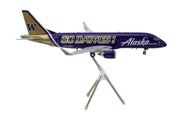 Embraer ERJ-175 Commercial Aircraft "Alaska Airlines/Horizon - University of Washington Huskies" (N662QX) Purple with Gold Tail "Gemini 200" Series 1/200 Diecast Model Airplane by GeminiJetsG2ASA1287 image 2