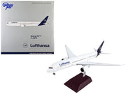 Boeing 787-9 Commercial Aircraft "Lufthansa" White with Blue Tail "Gemini 200" Series 1/200 Diecast Model Airplane by GeminiJets image 3