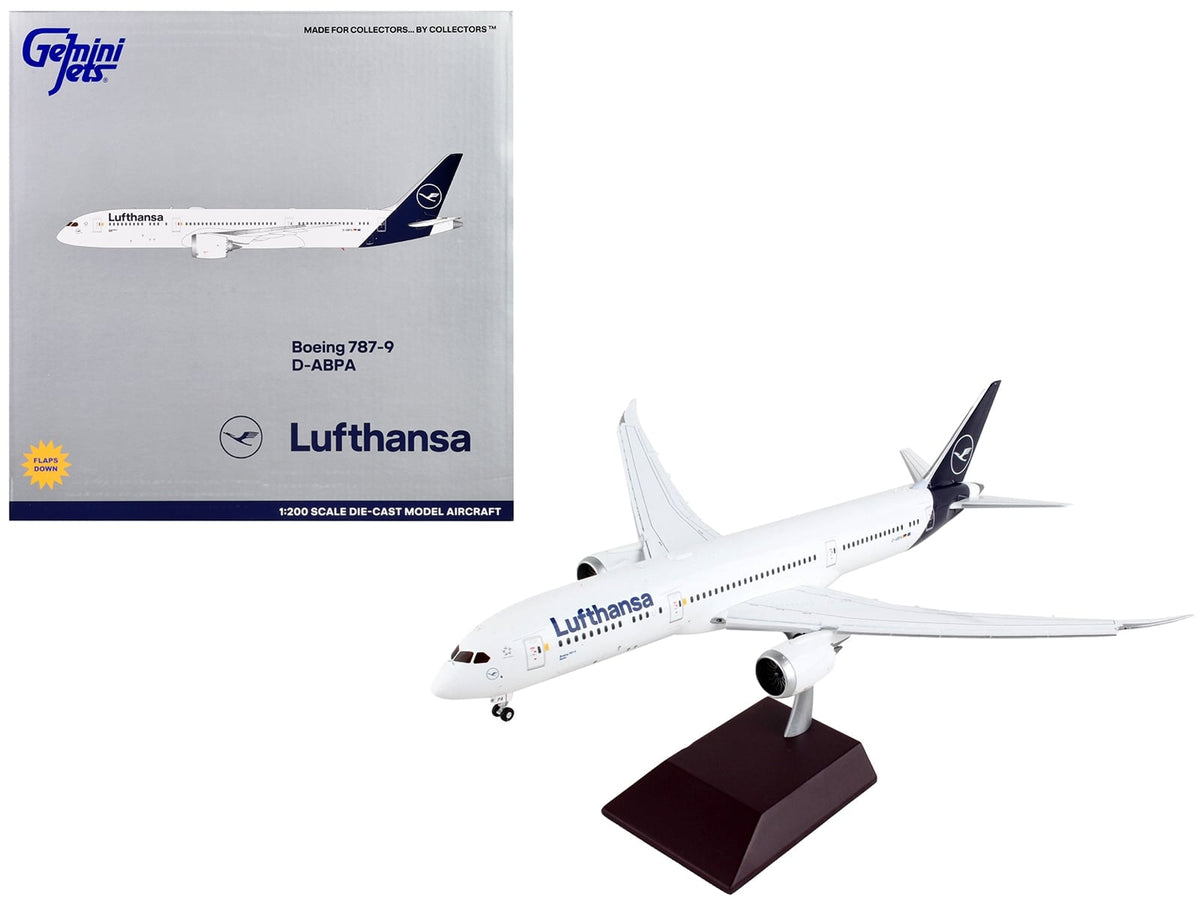Boeing 787-9 Commercial Aircraft with Flaps Down "Lufthansa" White with Blue Tail "Gemini 200" Series 1/200 Diecast Model Airplane by GeminiJets image 2
