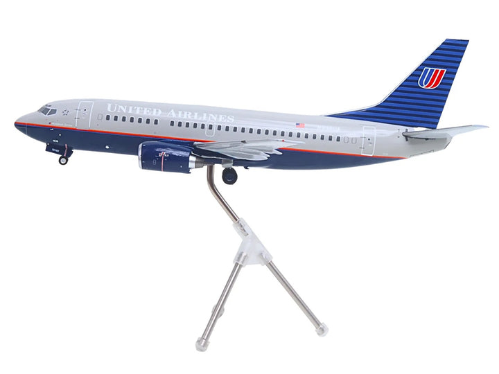 Boeing 737-500 Commercial Aircraft "United Airlines - Classic 737 Series" (N936UA) Gray with Blue Tail "Gemini 200" Series 1/200 Diecast Model Airplane by GeminiJets image 2