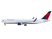 Boeing 767-300ER Commercial Aircraft "Delta Air Lines" (N199DN) White with Red and Blue Tail 1/400 Diecast Model by GeminiJets image 2