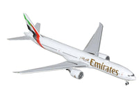 GeminiJets Emirates Boeing 777-300ER A6-EQH flaps-down 1:400 diecast aircraft GJUAE2318F, view 2