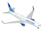 Boeing 767-300ER Commercial Aircraft "United Airlines" (N670UA) White with Blue Tail 1/400 Diecast Model Airplane by GeminiJets image 2