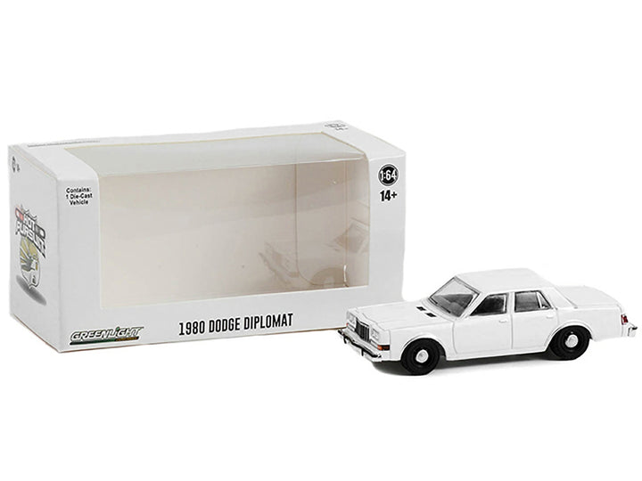 1980-1989 Dodge Diplomat Police Unmarked White "Hot Pursuit" "Hobby Exclusive" Series 1/64 Diecast Model Car by Greenlight image 2