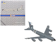 Boeing KC-135R Stratotanker Aircraft "Illinois Air National Guard" United States Air Force (63-7981) Gray "Gemini Macs" Series 1/400 Diecast Model Airplane by GeminiJets
