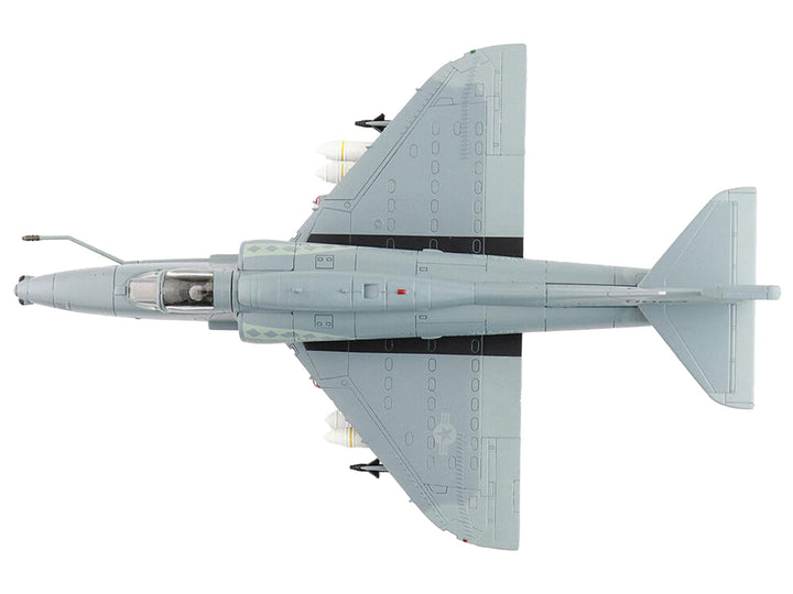 Douglas A-4M Skyhawk Aircraft "VMA-131 Diamondbacks" (1993) United States Marines "Air Power Series" 1/72 Diecast Model by Hobby Master image 2