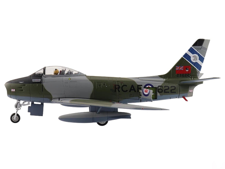 Canadair Sabre Mk.6 Fighter Aircraft "23622 430 Squadron" (1950s) Royal Canadian Air Force "Air Power Series" 1/72 Diecast Model by Hobby Master image 2