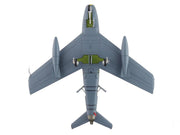 Canadair Sabre Mk.6 Fighter Aircraft "23622 430 Squadron" (1950s) Royal Canadian Air Force "Air Power Series" 1/72 Diecast Model by Hobby Master image 4