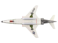 McDonnell RF-101A Voodoo Fighter Aircraft "54-1512 363rd Tactical Reconnaissance Wing Udorn Royal Thai Air Force Base" (1965) United States Air Force "Air Power Series" 1/72 Diecast Model by Hobby Master image 5