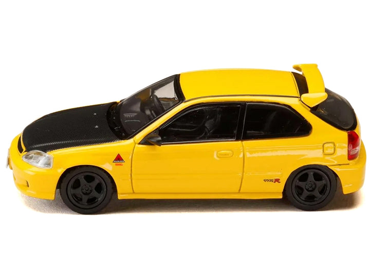 Honda Civic (EK9) RHD (Right Hand Drive) Yellow with Carbon Hood "Initial D" (1995-2013) Manga "Diorama Set Series" 1/64 Diecast Model car by Hobby Japan image 2