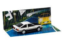 Toyota Corolla Levin (AE86) RHD (Right Hand Drive) White with Carbon Hood "Initial D" (1995-2013) Manga "Diorama Set Series" 1/64 Diecast Model Car by Hobby Japan image 3