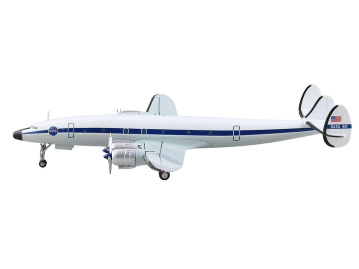 Lockheed C-121G Constellation Transport Aircraft "NASA 421 Maryland" (1969) National Aeronautics and Space Administration "Airliner Series" 1/200 Diecast Model by Hobby Master image 2