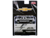 1978 Chevrolet Silverado K30 Crew Cab Pickup Truck White and Black 1/64 Diecast Model Car by IXO Models image 3