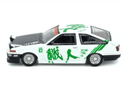 Inno Models Toyota Sprinter Trueno AE86 right-hand drive number 15 Keiichi Tsuchiya white green 1:64 IN64-AE86-KT, view 2