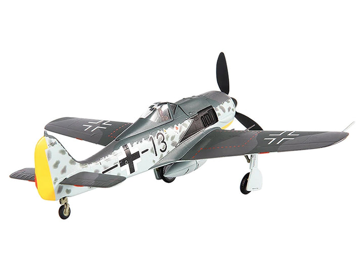 Focke-Wulf Fw 190A-8 Fighter Aircraft "JG 26 Schlageter France" (1945) German Luftwaffe 1/72 Diecast Model by JC Wings image 2