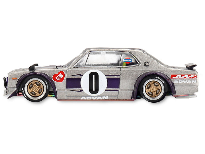 Nissan Skyline 2000GT-R (KPGC10) "Kaido Works V1" RHD (Right Hand Drive) #0 Silver Metallic with Purple Stripes (Designed by Jun Imai) "Kaido House" Special 1/64 Diecast Model Car by Mini GT image 2