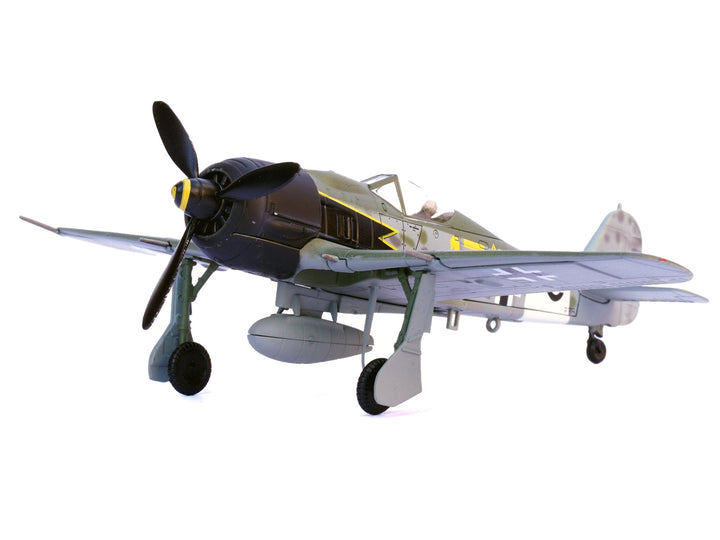 Focke-Wulf Fw 190A Aircraft "Yellow 17 24-Victory Ace Willi Unger 12./JG 3 Udet Germany" (1944) German Luftwaffe 1/72 Diecast Model Airplane by Legion image 2
