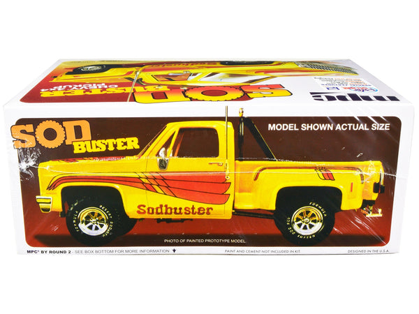 MPC972 1981 Chevrolet Sod Buster pickup model kit box