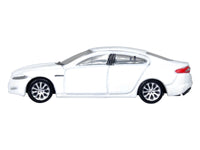 Oxford Jaguar XF Polaris White right-hand drive 1:148 N scale NXF005, product image 2