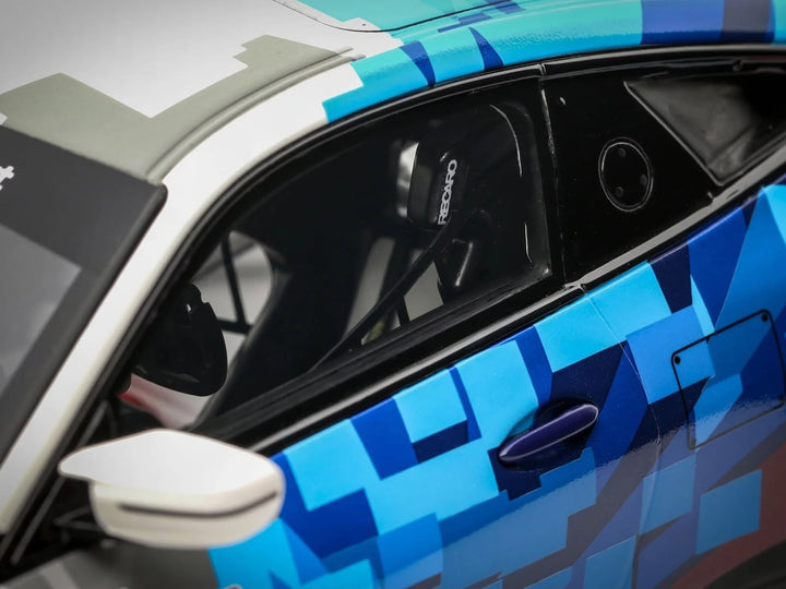 2024 BMW M4 GT4 #1 "M Motorsport Livery" Black and White with Red and Blue Graphics Limited Edition to 999 pieces Worldwide 1/18 Model Car by Otto Mobile image 2