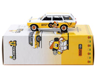 Tarmac Works Datsun Bluebird 510 Wagon Ohige no Pon white orange Global64 1:64 T64G-026-ONP, view 4