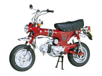 Model Kit Dax Honda Export 70 Motorcycle 1/6 Scale Model by Tamiya image 2