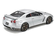 Model Kit Nissan GT-R (R35) 1/24 Scale Model by Tamiya image 5