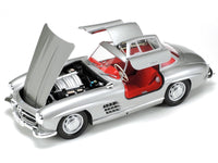 Tamiya Mercedes-Benz 300SL Gullwing assembly model kit 1:24 TAM-24338, product image 3