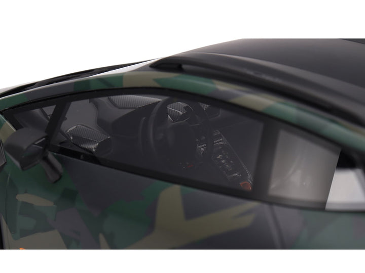 Lamborghini Huracan Sterrato All-Terrain "BOSCO" Green Camouflage 1/18 Model Car by Top Speed image 2