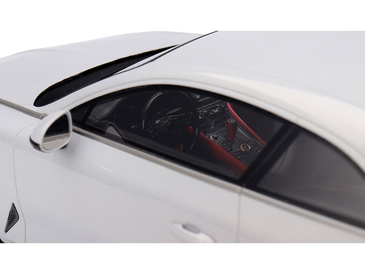 Bentley Batur Bonneville Pearl White Metallic 1/18 Model Car by Top Speed image 2