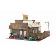 Woodland Scenics BR5045 Deuce's Cycle Shop - Built & Ready - HO Scale - view 4