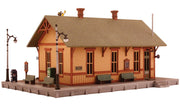 Woodland Scenics PF5207 Woodland Station N scale kit — assembled and painted street-side view