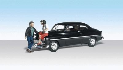 Woodland Scenics HO Scale Spoonin' & Croonin' AutoScenes – AS5530