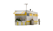 Woodland Scenics BR4952 Sunny Days Trailer, N scale, end view.