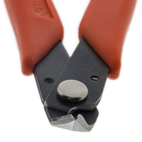 Xuron 420T Angled High Precision Sprue and Soft-Wire Cutter, close-up of the working tips