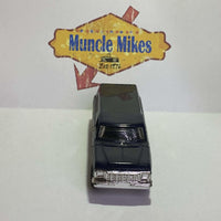2000 Hot Wheels “Attack Pack” Series MANTIS #3 1979 Ford F-150 pickup truck with camper shell - BARGAIN BIN!