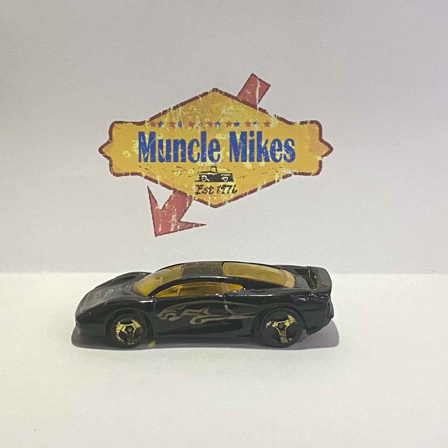 2001 Hot Wheels  Company Cars Series, marked 1992, Jaguar XJ220 1/4 #085, loose