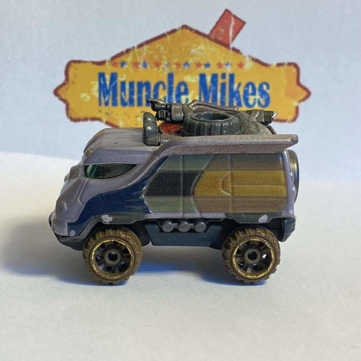 Pearl turquoise Hot Wheels Garazeb Orrelios Character Car, view 1