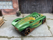 2018 Hot Wheels 16 Angels Pearl Green Yellow And Brown White Scallops On Top And Sides - $2 BARGAIN BIN!