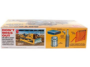 AMT-1099 Autocar A64B Semi Tractor 1:25 Scale Model Kit