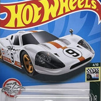 Collectable Carded Hot Wheels - 1967 Ford GT40 Mk. IV - White and Orange GULF