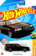 Collectable Carded Hot Wheels 2022 - Volvo 850 Estate - Black