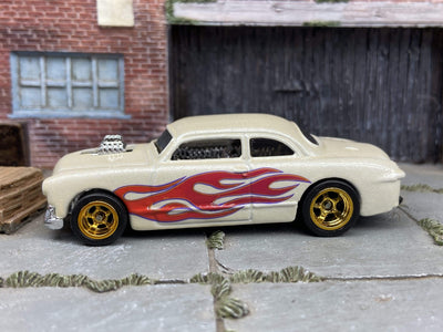 Custom Hot Wheels 1950 Shoebox Shoe Box Ford In Pearl White With Gold Deep Dish 5 Spoke Wheels With Rubber Tires