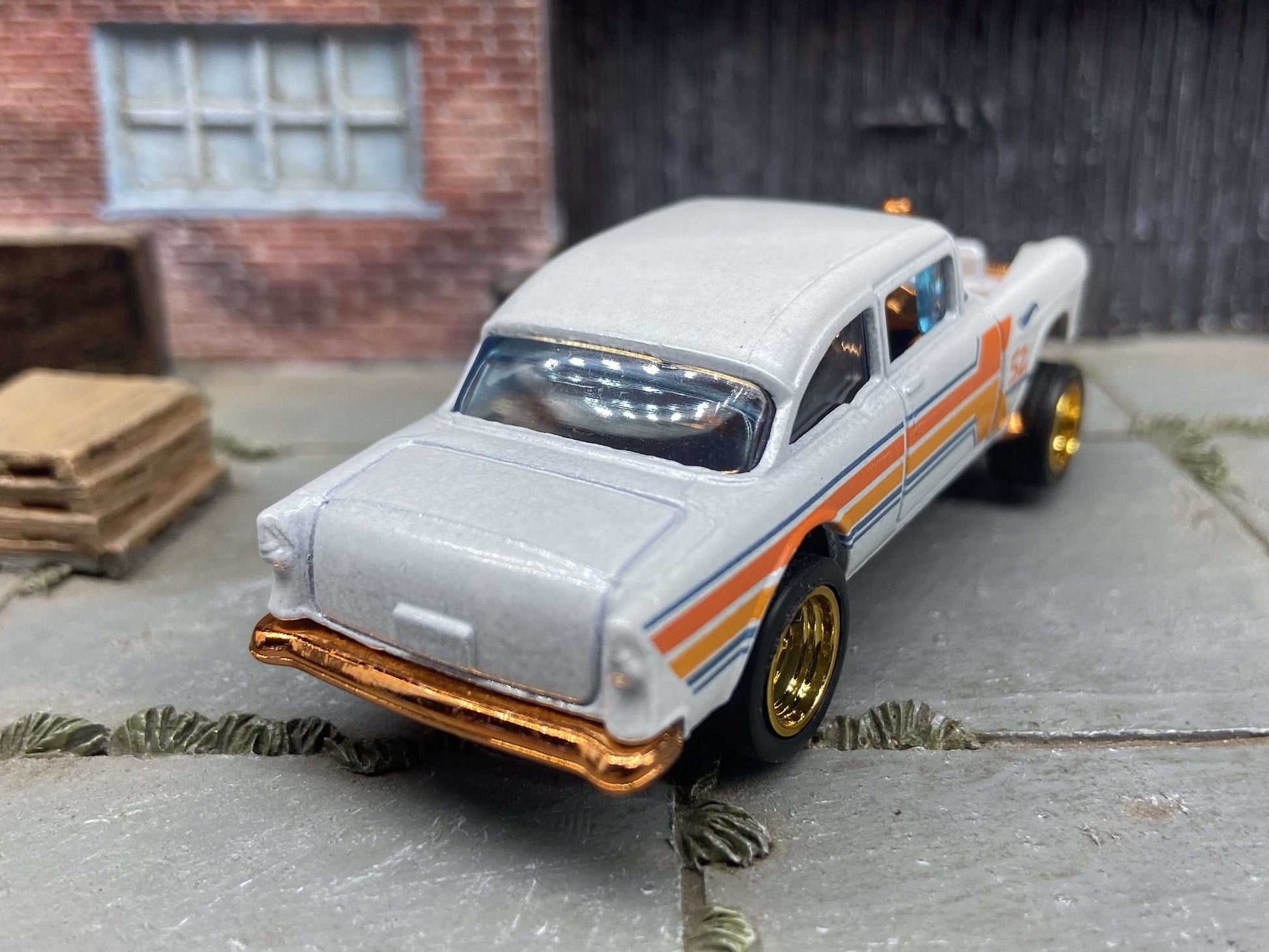 Custom Hot Wheels - 1955 Chevy Gasser - Pearl White and Copper With Gold 5 Spoke Race Wheels - Rubber Tires