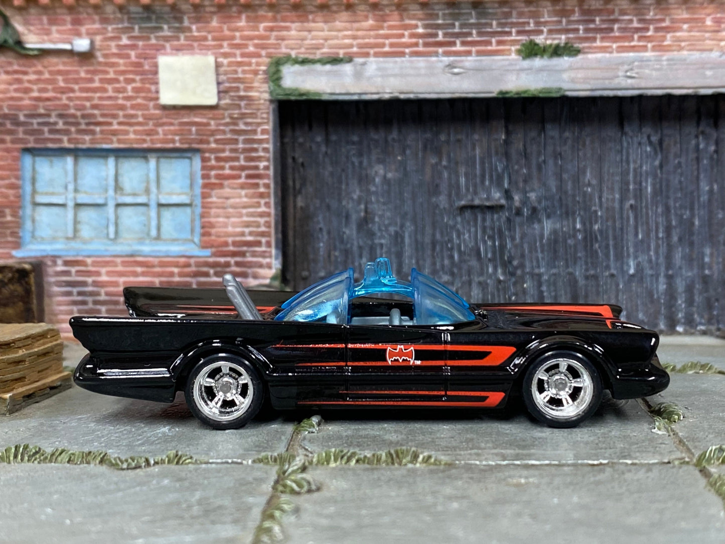 Custom Hot Wheels - 1960's TV Series Batmobile - Black and Red - American Racing Wheels - Rubber Tires