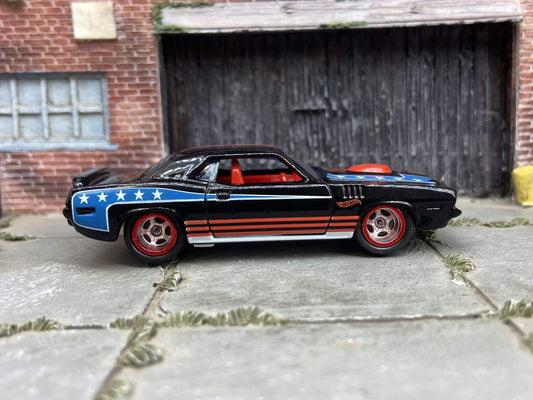 Custom Hot Wheels 1971 Plymouth HEMI Cuda Red - White And Blue! With Chrome and Red 5 Spoke Race Wheels With Rubber Tires