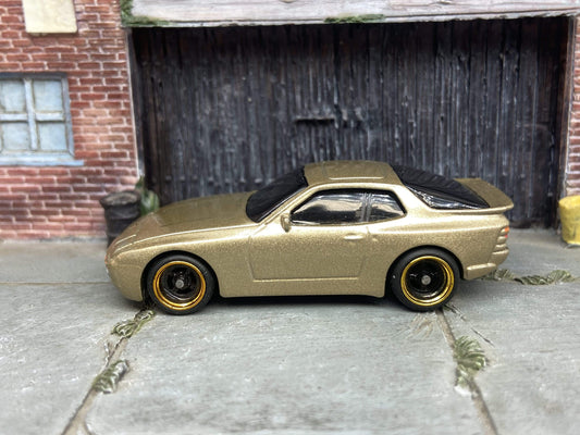 Custom Hot Wheels 1989 Porsche 944 Turbo In Gold With Black and Gold 4 Spoke Wheels With Rubber Tires