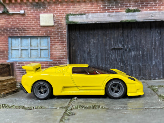 Custom Hot Wheels - 1994 Bugatti EB110 SS - Yellow - Gray 4 Spoke Wheels - Rubber Tires